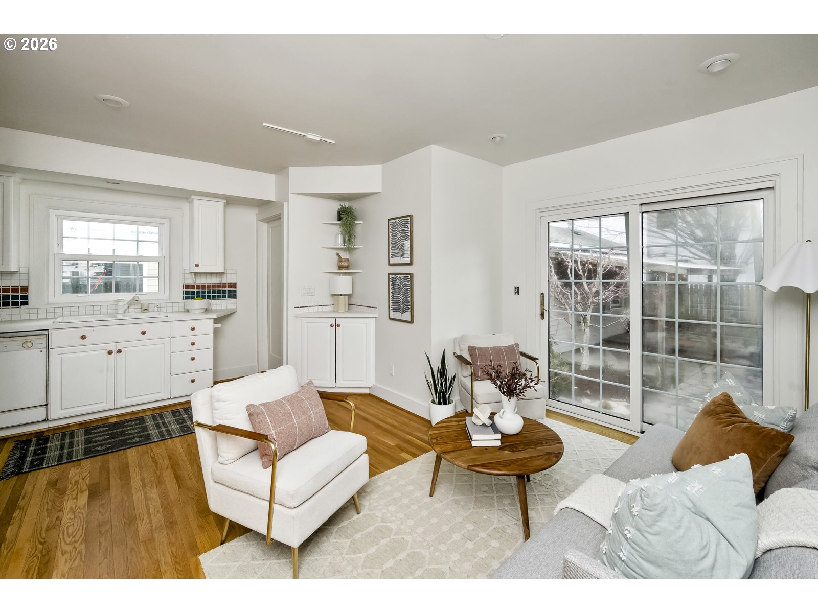 2826 Northeast 61st Avenue Portland, OR 97213 - Photo 19 of 48 Family Room