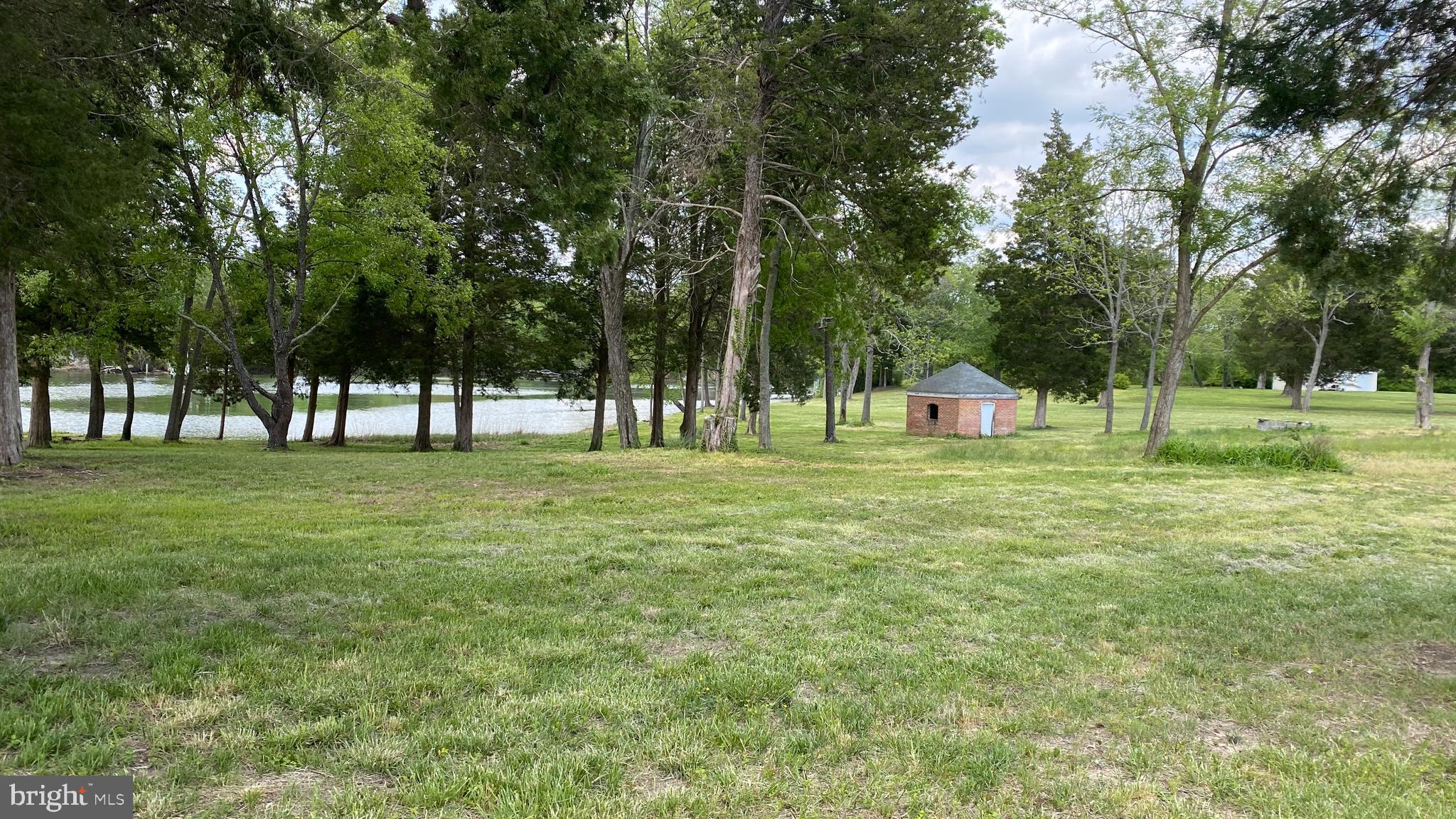 39645 Sweetpea Lane Leonardtown, MD 20650 - Photo 23 of 66 a group of people playing in a ground