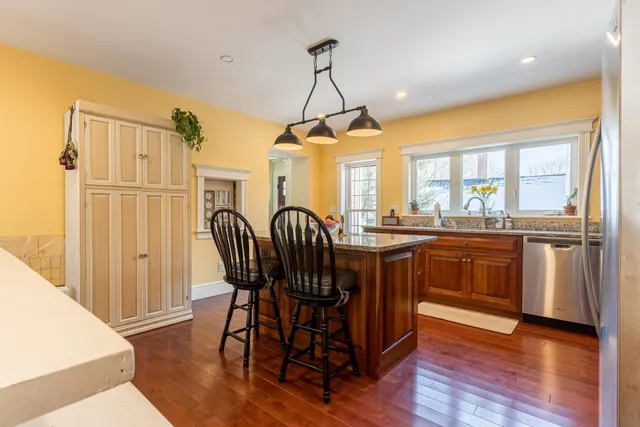 $895,000 | 9 Swamscott Street, Newfields, NH 03856