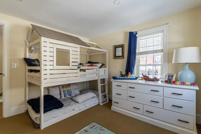 $895,000 | 9 Swamscott Street, Newfields, NH 03856