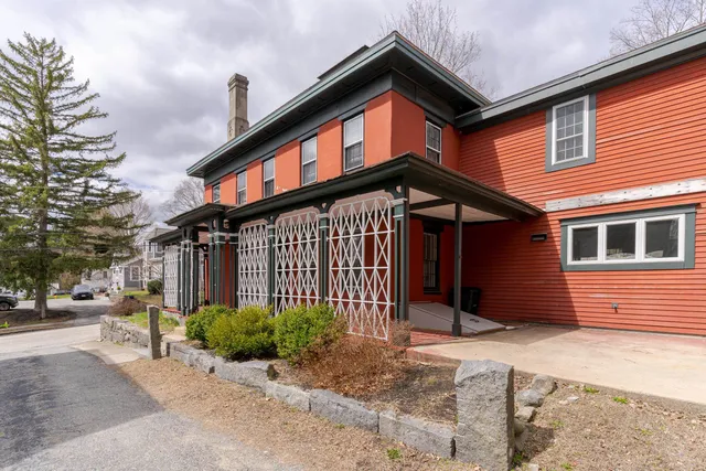 $895,000 | 9 Swamscott Street, Newfields, NH 03856