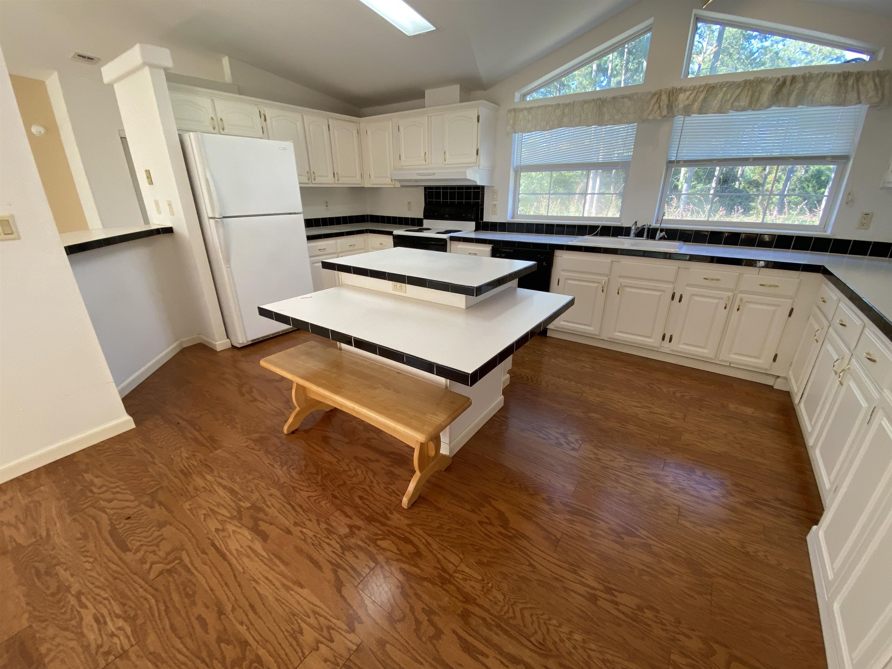 91 Casa Bianca Road Monticello, FL 32344 - Photo 5 of 33 Gallery Image 5