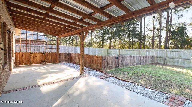 $1,750 | 18069 Canal Jct Drive, Gulfport, MS 39503