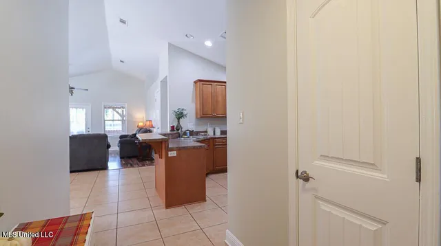 $1,750 | 18069 Canal Jct Drive, Gulfport, MS 39503