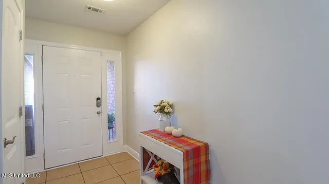 $1,750 | 18069 Canal Jct Drive, Gulfport, MS 39503