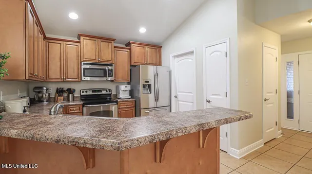 $1,750 | 18069 Canal Jct Drive, Gulfport, MS 39503