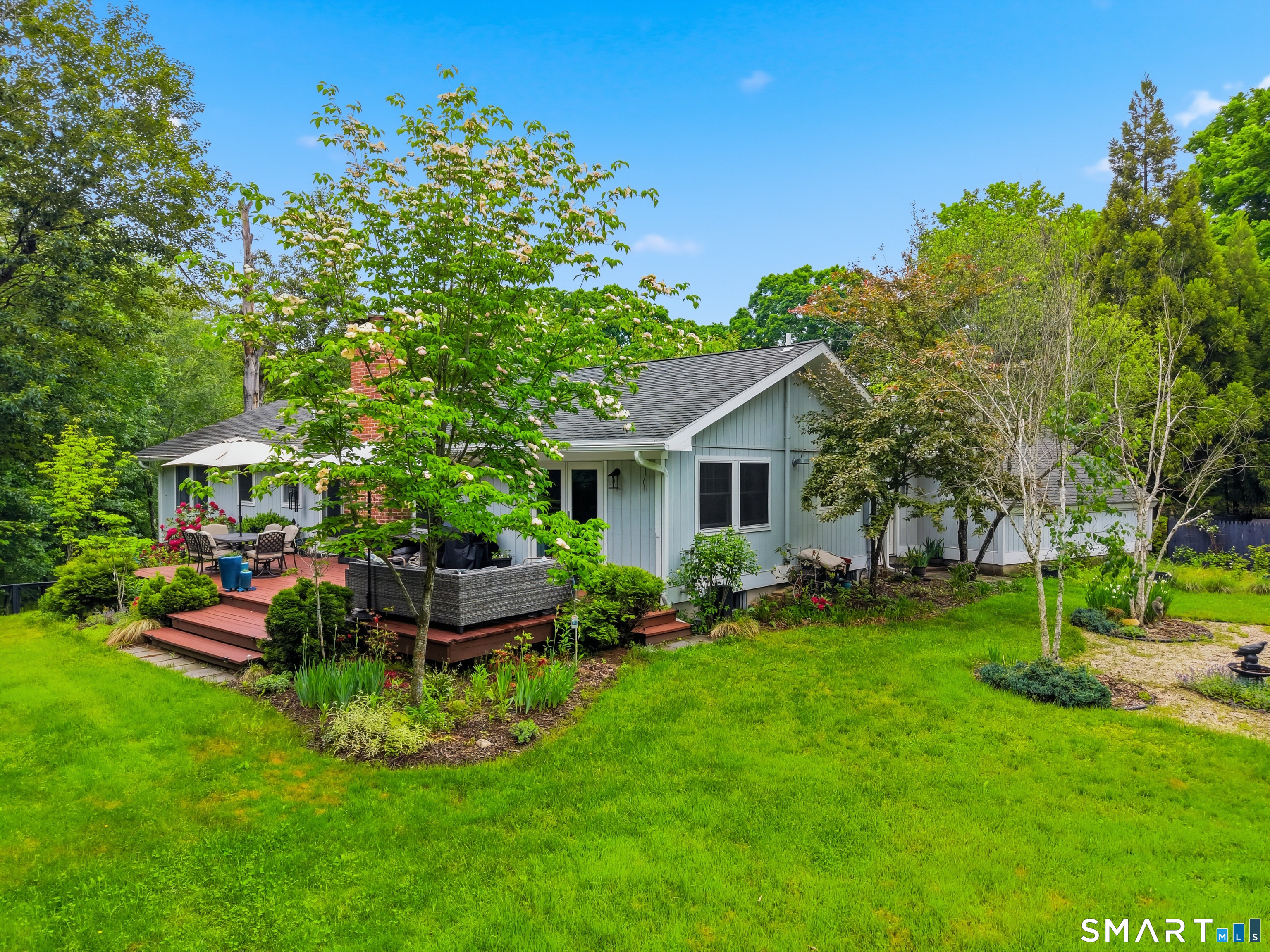 49 River Road Essex, CT 06426 - Photo 3 of 33 Wonderful private deck