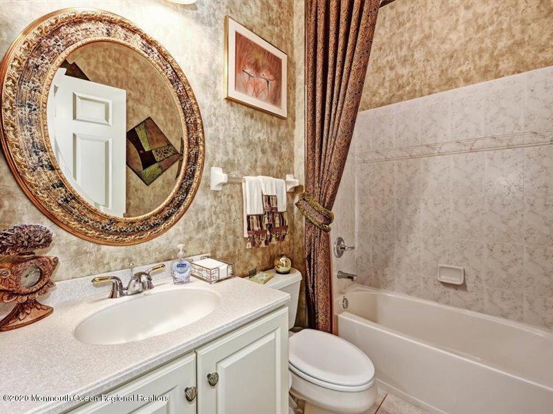 18 Sawgrass Street Jackson, NJ 08527 - Photo 23 of 41 27-Full Bath
