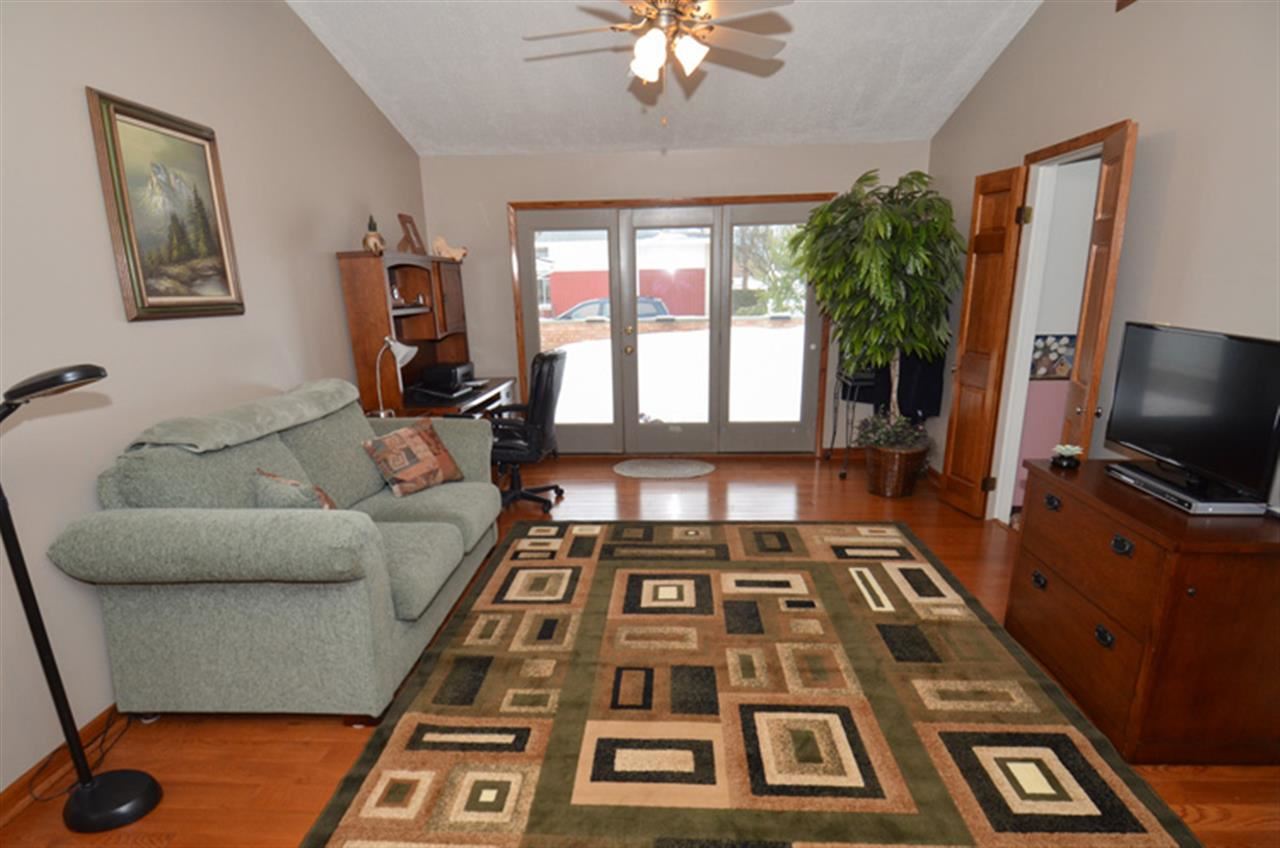 61360 Oak Road South Bend, IN 46614 - Photo 14 of 30 Gallery Image 14