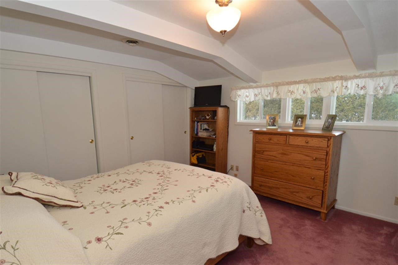 61360 Oak Road South Bend, IN 46614 - Photo 16 of 30 Gallery Image 16