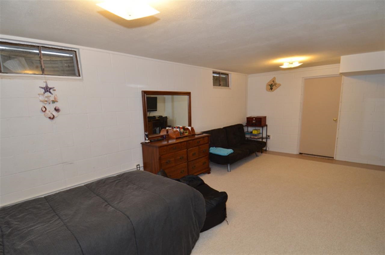 61360 Oak Road South Bend, IN 46614 - Photo 24 of 30 Gallery Image 24