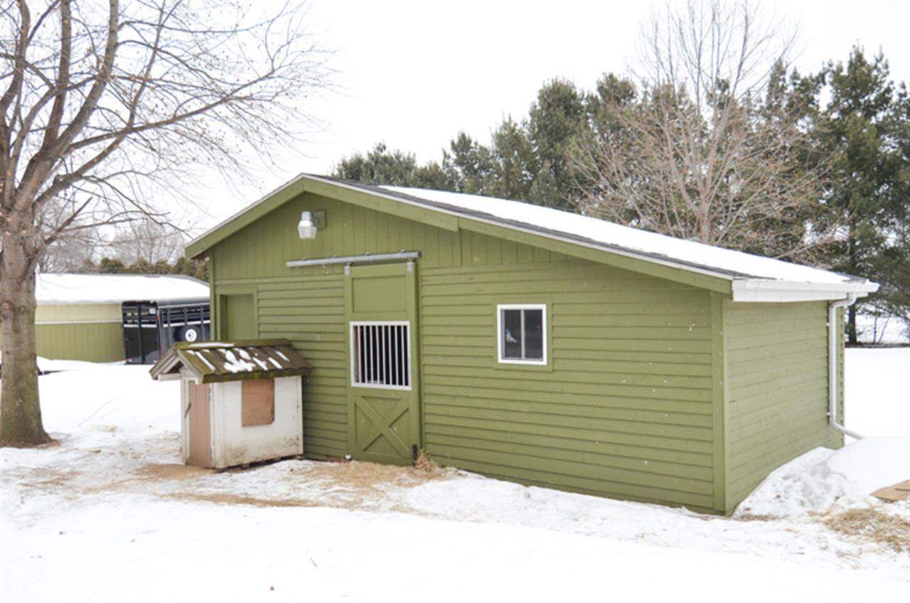 61360 Oak Road South Bend, IN 46614 - Photo 29 of 30 Gallery Image 29