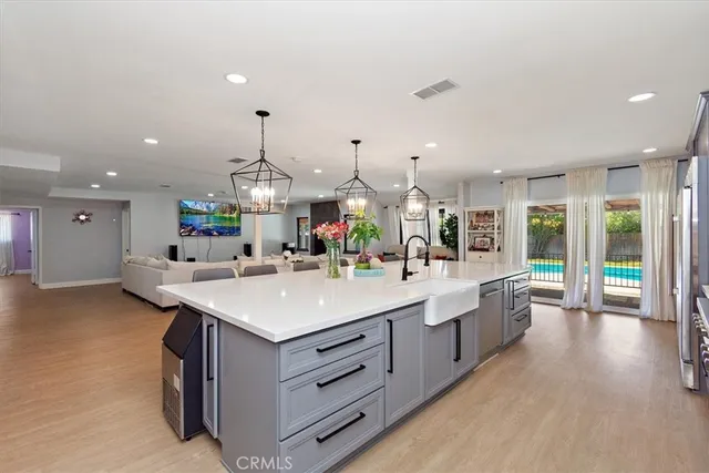 $1,296,000 | 2105 Oxford Avenue, Claremont, CA 91711