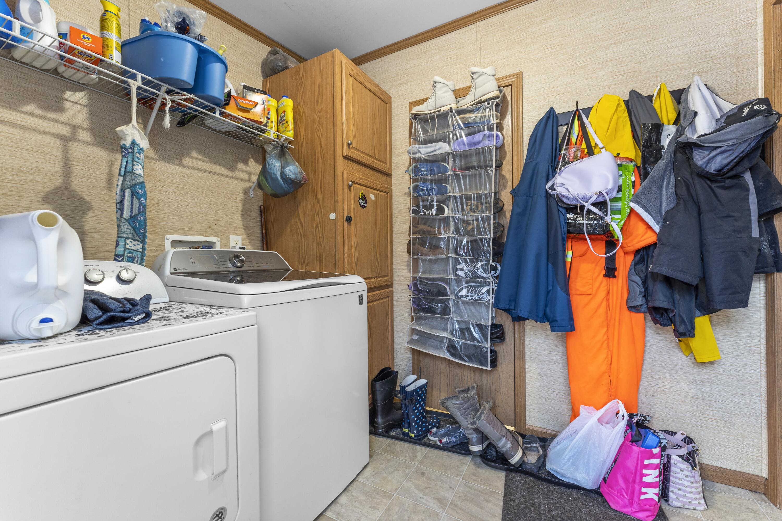 1020 Main Road Eddington, ME 04428 - Photo 20 of 28 Laundry Room