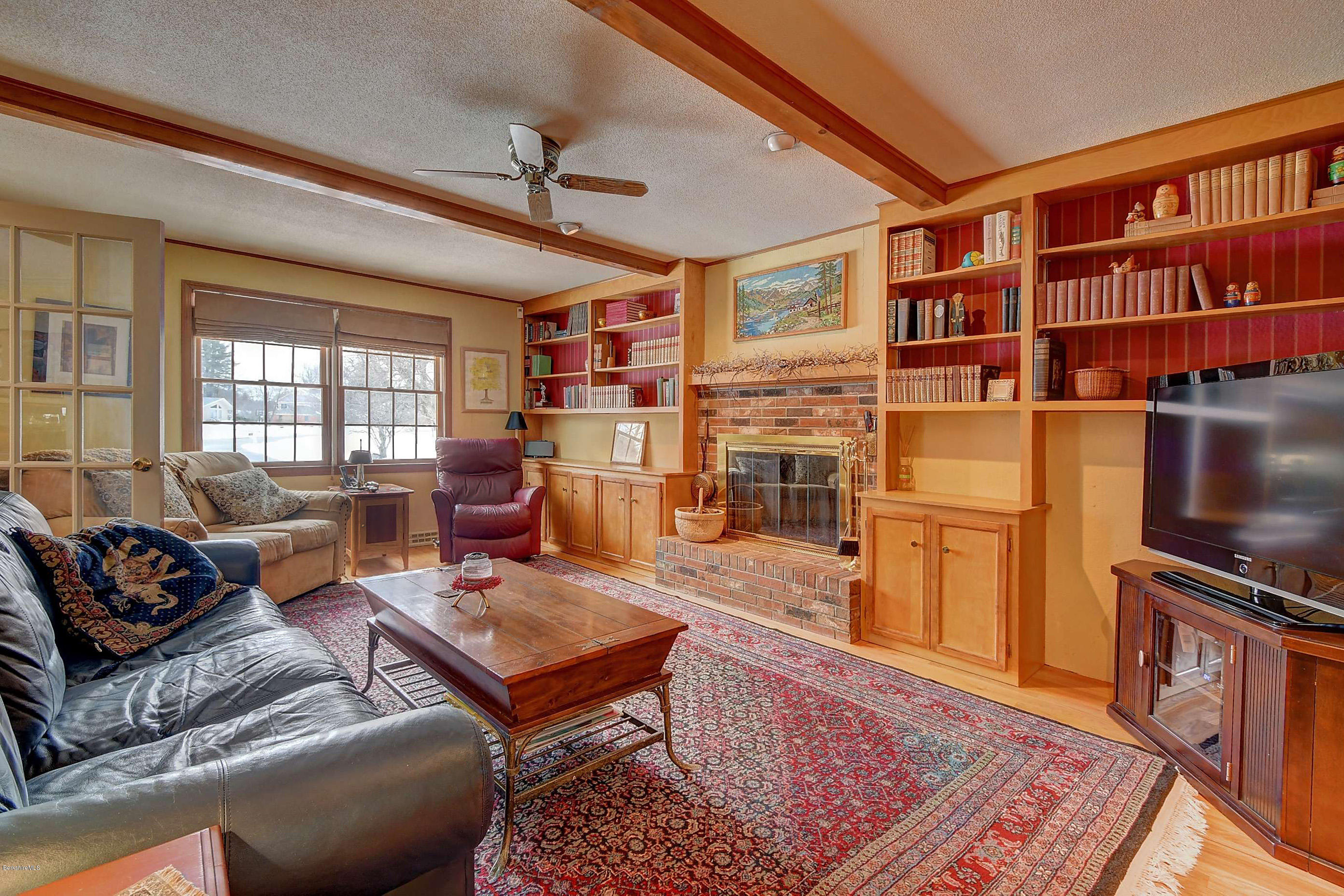 91 Stonehenge Road Pittsfield, MA 01201 - Photo 13 of 26 2316 Family Room