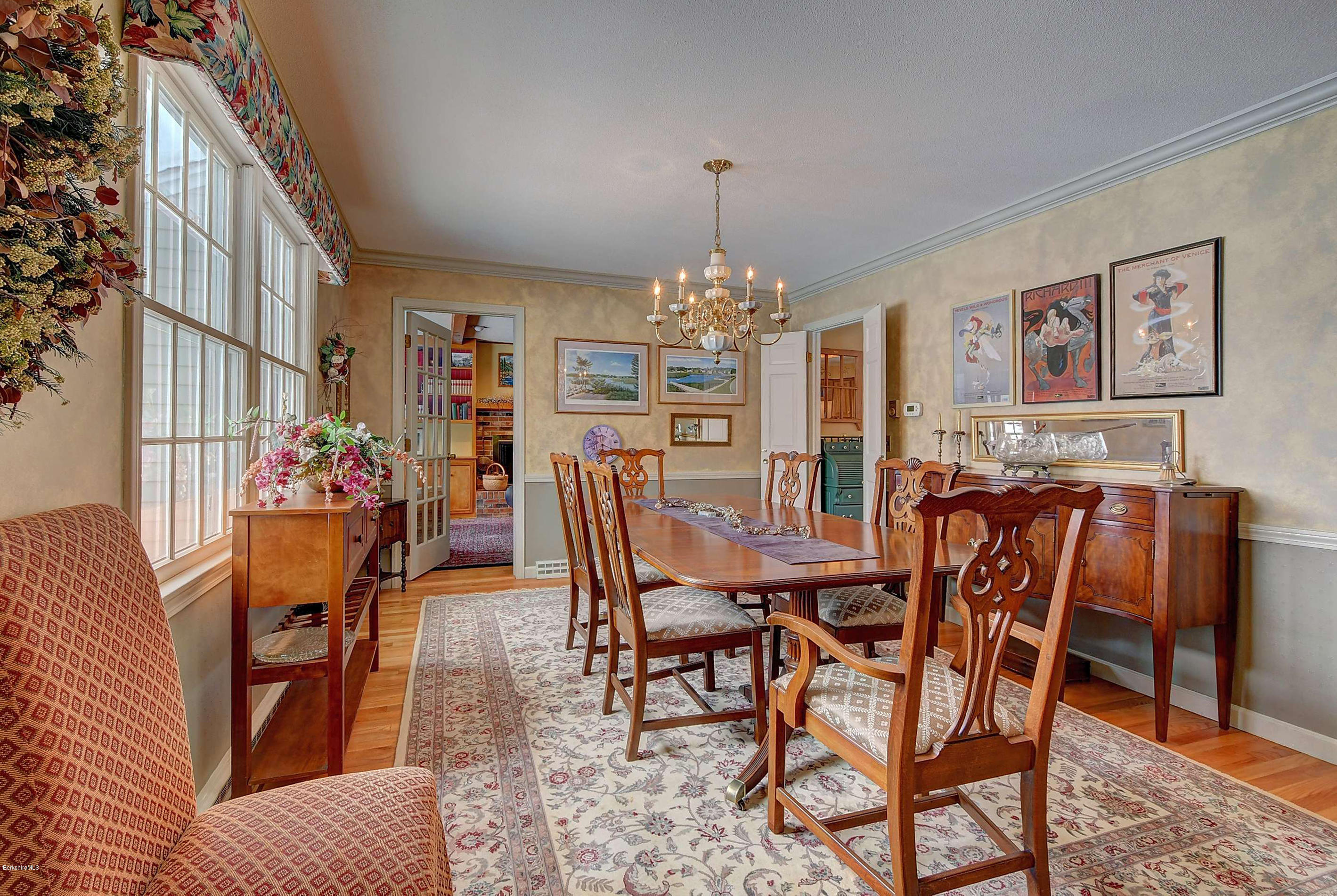 91 Stonehenge Road Pittsfield, MA 01201 - Photo 14 of 26 2115 Dining Room