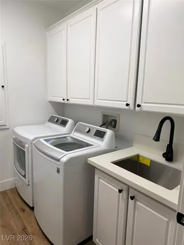 $8,000 | 605 Runbridge Street, Las Vegas, NV 89144