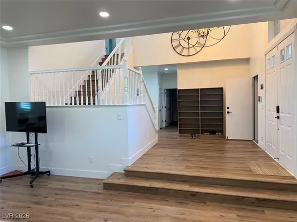 $8,000 | 605 Runbridge Street, Las Vegas, NV 89144