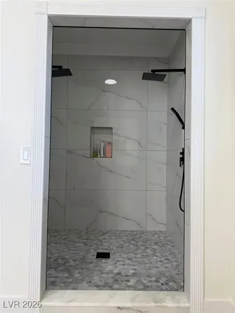 $8,000 | 605 Runbridge Street, Las Vegas, NV 89144