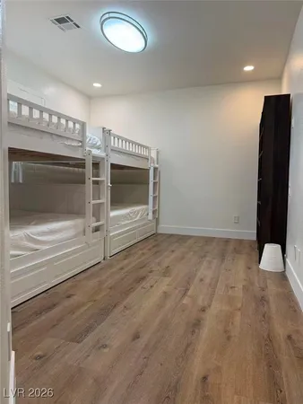 $8,000 | 605 Runbridge Street, Las Vegas, NV 89144