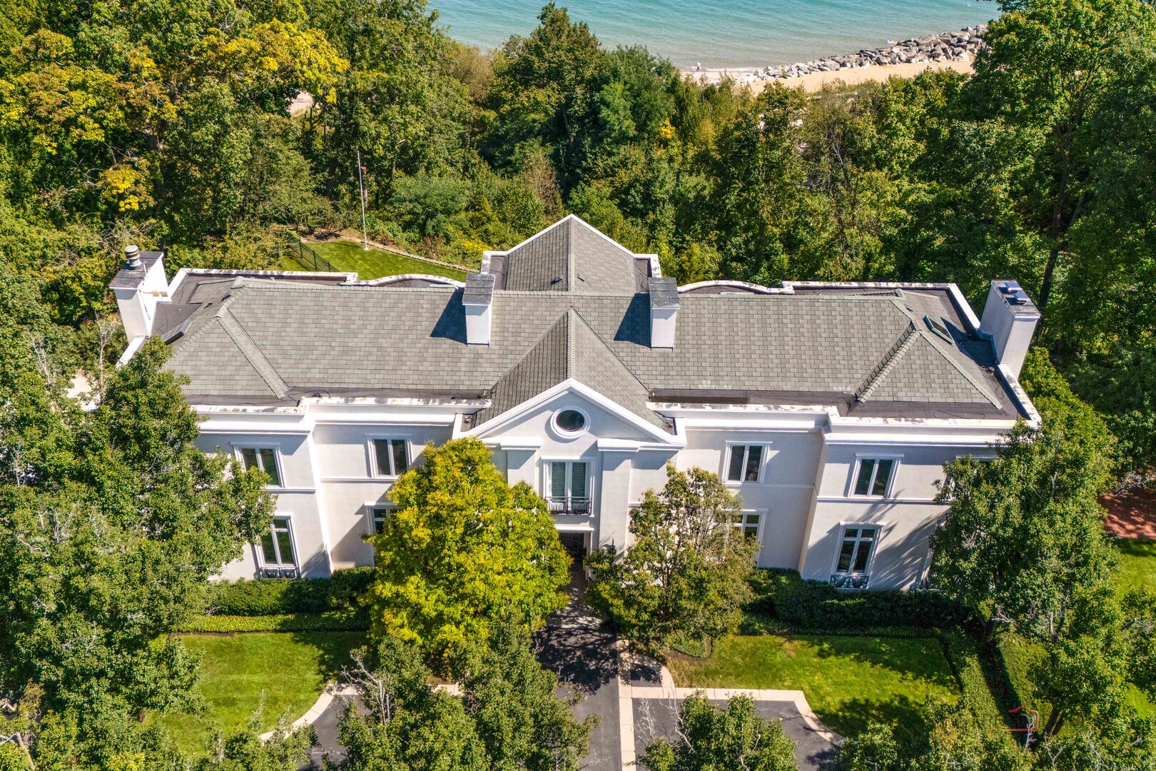 901 Lake Road Lake Forest, IL 60045 - Photo 4 of 60 Gallery Image 4