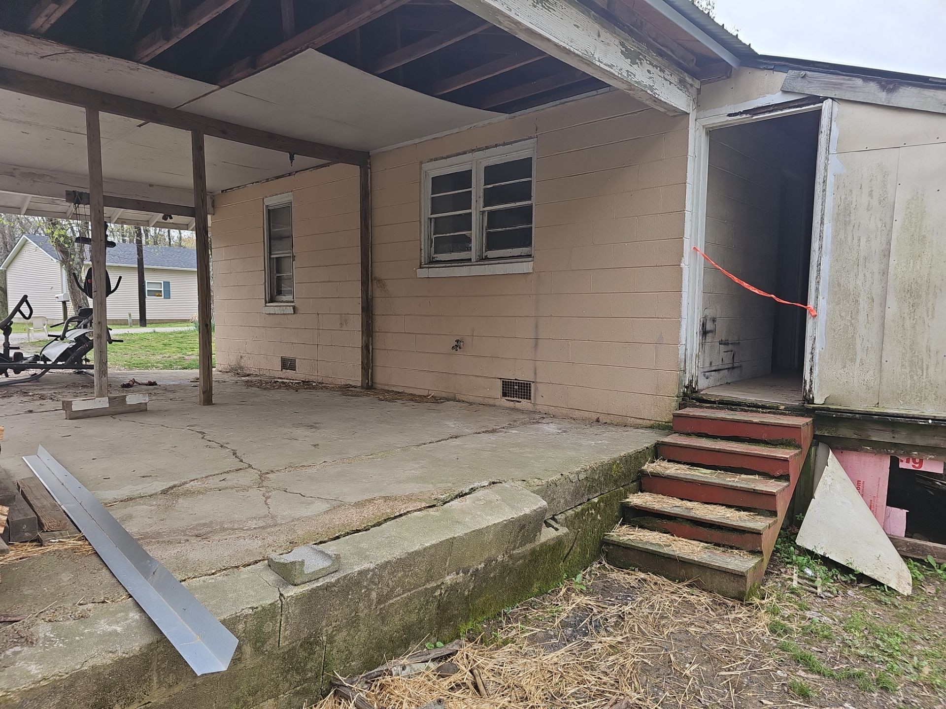 35 Loop Road Jackson, TN 38301 - Photo 3 of 10 a view of outdoor space