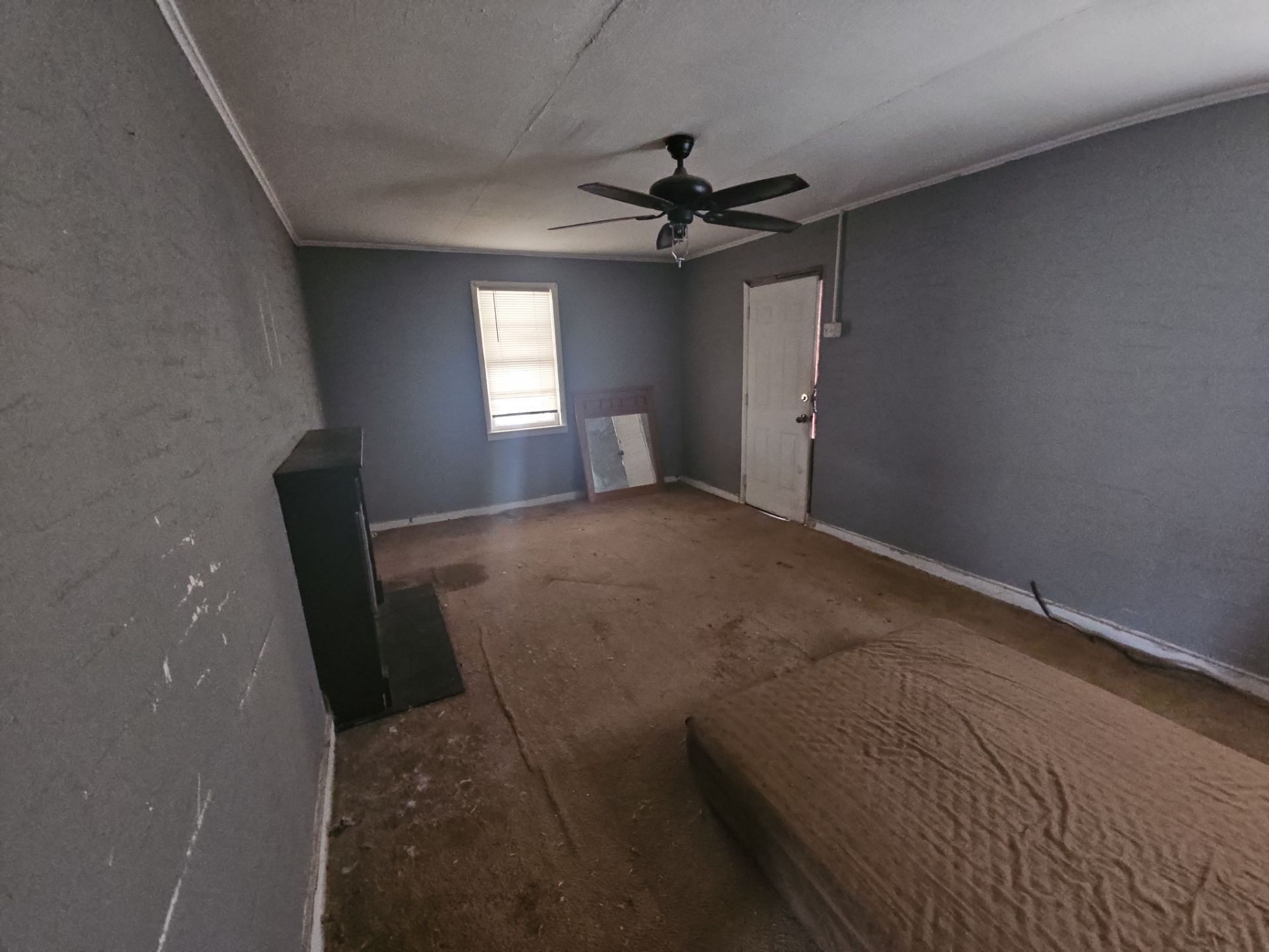 35 Loop Road Jackson, TN 38301 - Photo 7 of 10 a view of empty room with window