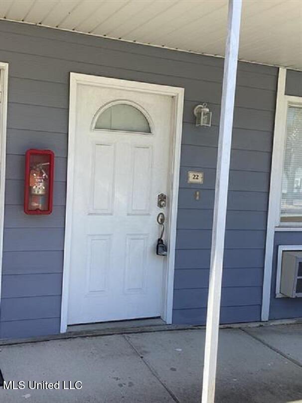 1664 Beach Boulevard, Unit 22 Biloxi, MS 39531 - Photo 3 of 8 9cb10e81e8fb4099b5183404f0bb578b