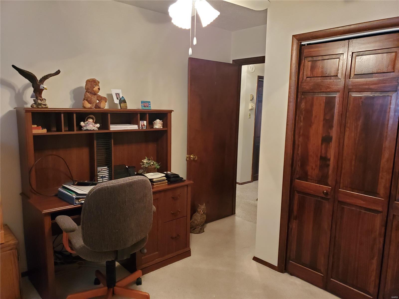 425 Van Zant Street Chester, IL 62233 - Photo 24 of 41 Gallery Image 24