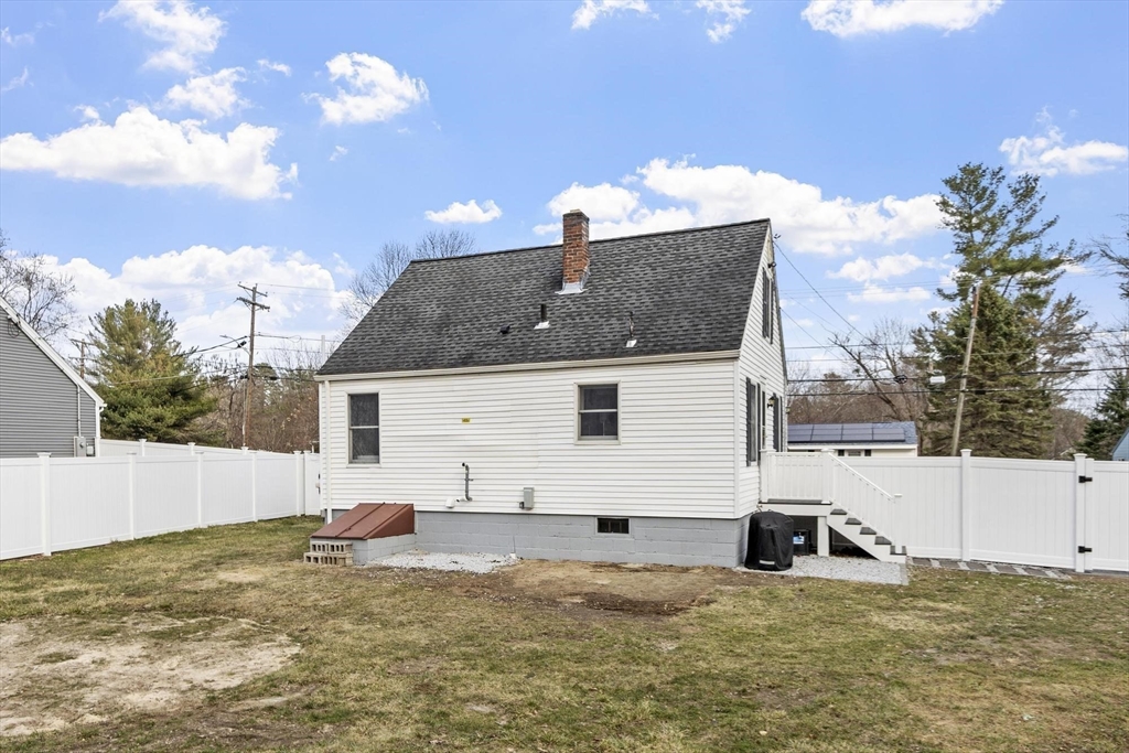 1430 Mammoth Road Dracut, MA 01826 - Photo 24 of 31