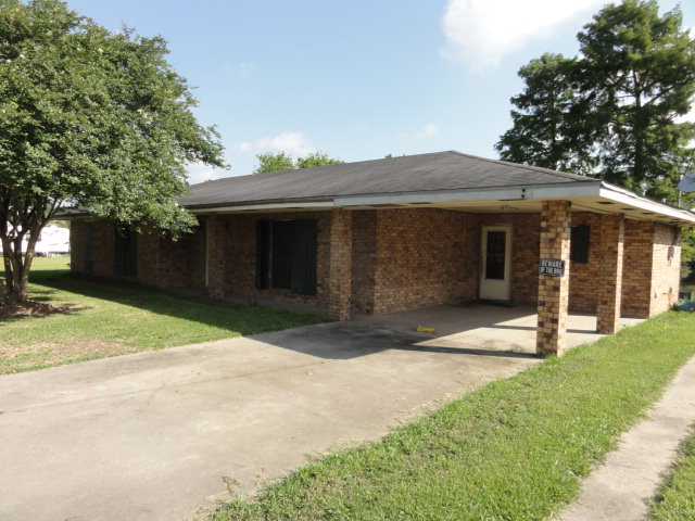 3173 Highway 1 Raceland, LA 70394 - Photo 1 of 8 Gallery Image 1