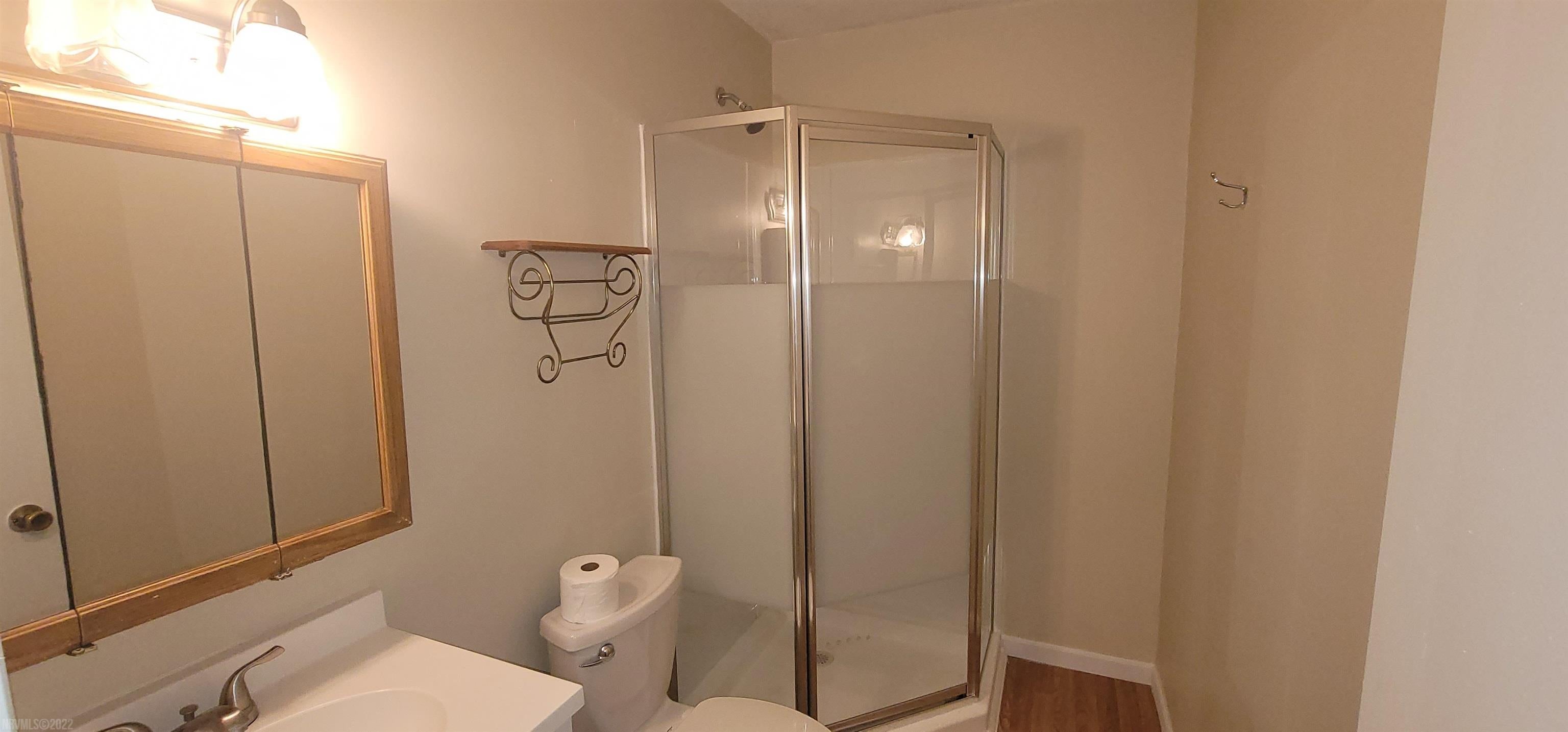4319 Brookmont Road Pulaski, VA 24301 - Photo 17 of 23 Gallery Image 17