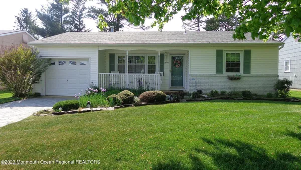 $2,500 | 7 Basset Drive, Toms River, NJ 08757