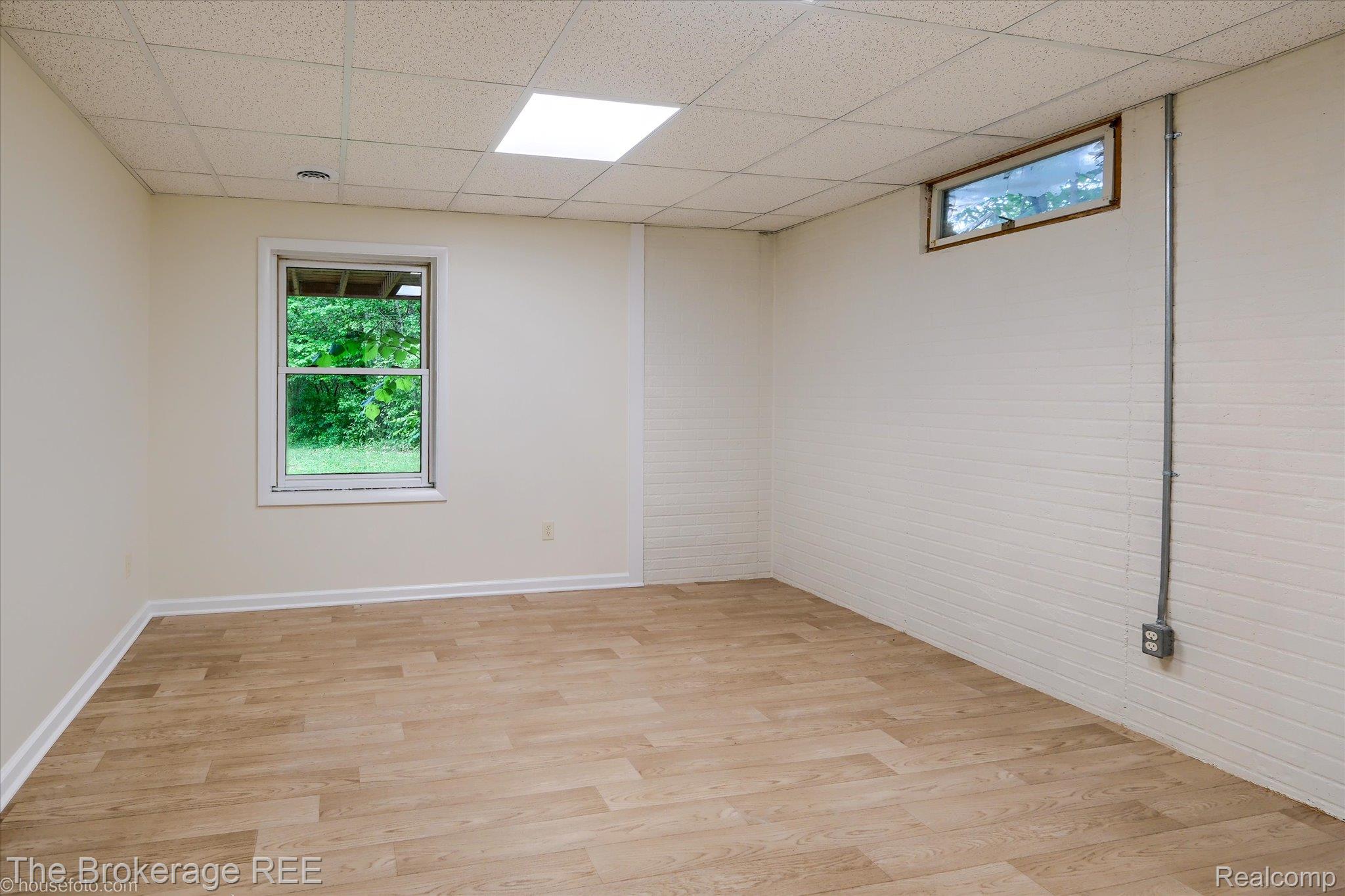 1077 Hadley Road Lapeer, MI 48446 - Photo 42 of 61 61-Housefoto_DSCF8446-HDR(3).jpg