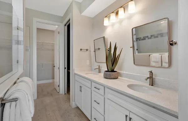 a picture of a bench in a bathroom