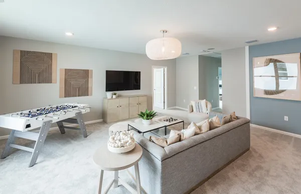 a black and white photo of a cabinet