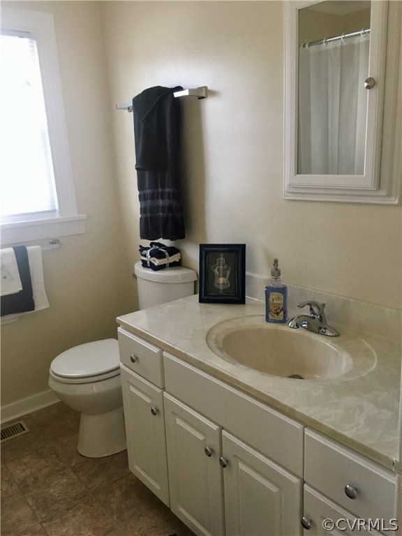 2902 Pinehurst Road Henrico, VA 23228 - Photo 32 of 46 View of the large vanity.