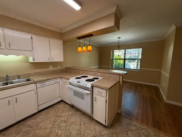 $219,700 | 1054 9th Street, Shalimar, FL 32579