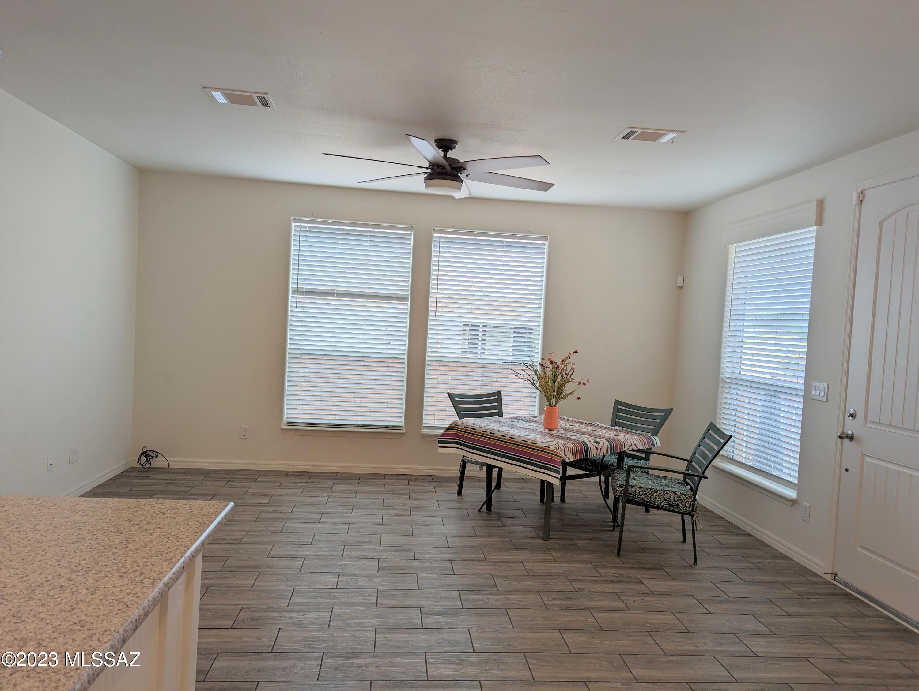 1030 Barrel Cactus Ridge, Unit 147 Benson, AZ 85602 - Photo 4 of 19