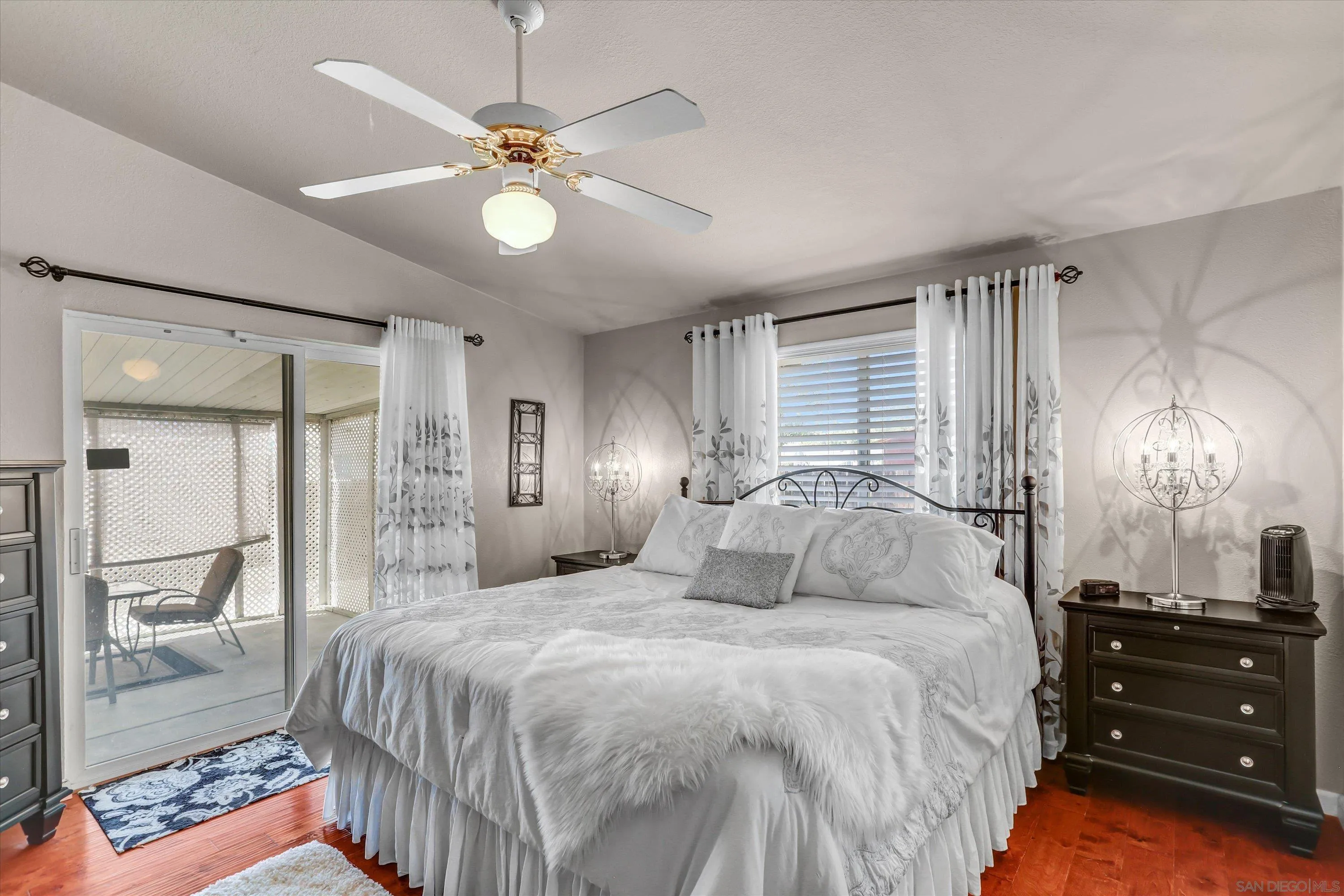 15935 Spring Oaks Road, Unit 129 El Cajon, CA 92021 - Photo 15 of 28 Gallery Image 15