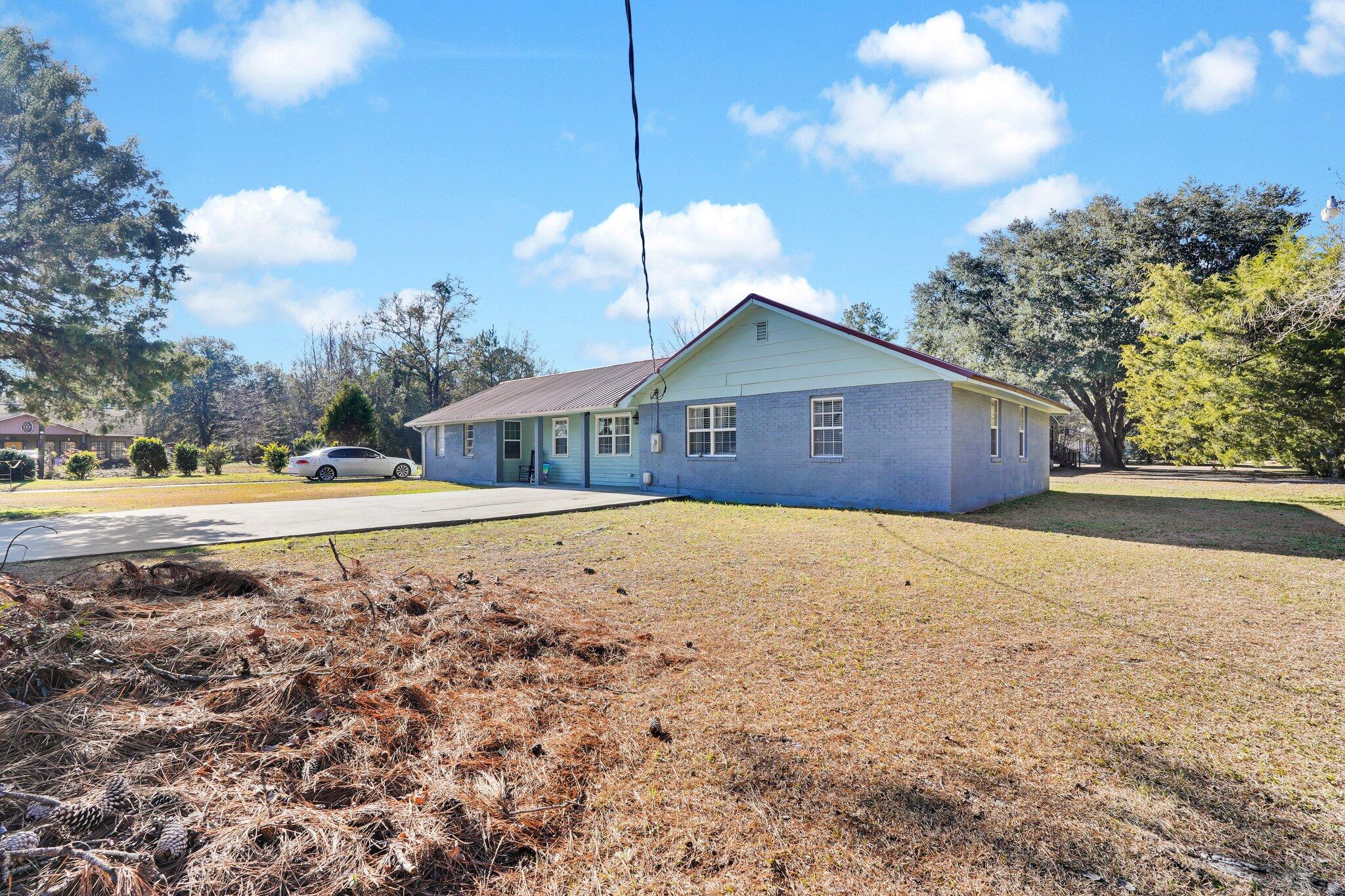 363 Riley Street Yemassee, SC 29945 - Photo 5 of 70 5-web-or-mls-DSC04757