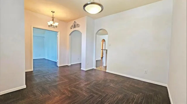 $2,400 | 1805 Oak Hollow Drive West, Pearland, TX 77581