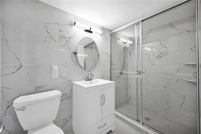 $245,000 | 132 South Cypress Road, Unit 518, Pompano Beach, FL 33060