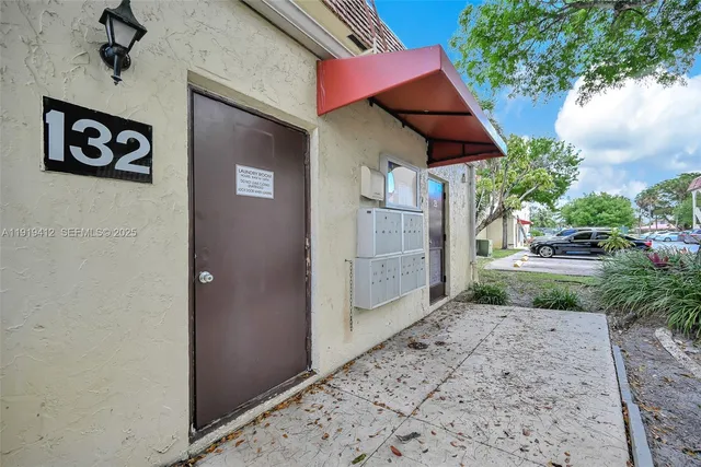 $245,000 | 132 South Cypress Road, Unit 518, Pompano Beach, FL 33060