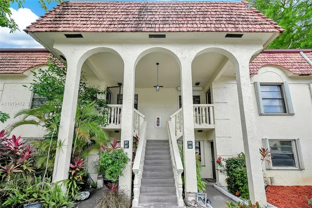 $245,000 | 132 South Cypress Road, Unit 518, Pompano Beach, FL 33060