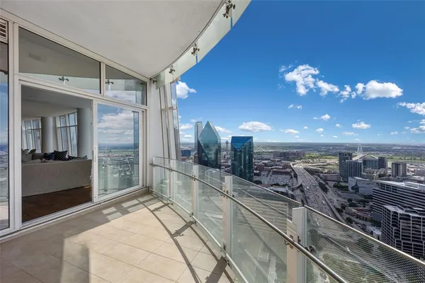 $7,500,000 | 1918 Olive Street, Unit 3901, Dallas, TX 75201