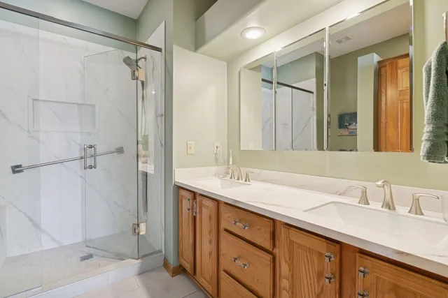 $449,000 | 4300 Lawndale Lane North, Plymouth, MN 55446