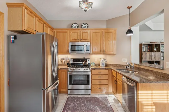 $449,000 | 4300 Lawndale Lane North, Plymouth, MN 55446