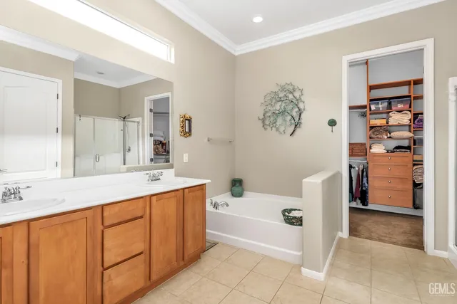 $429,900 | Undisclosed Address, Bakersfield, CA 93306