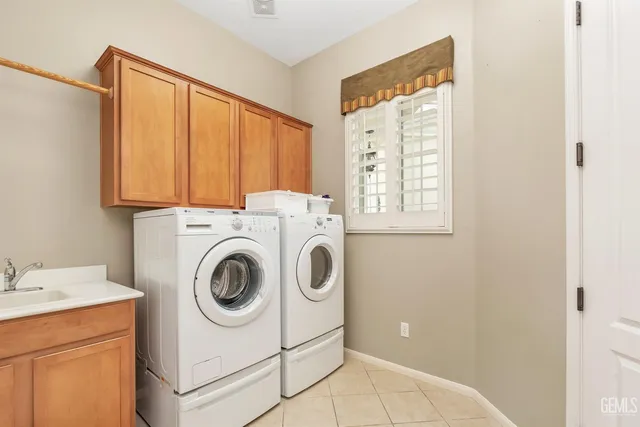 a building outdoor space with patio furniture